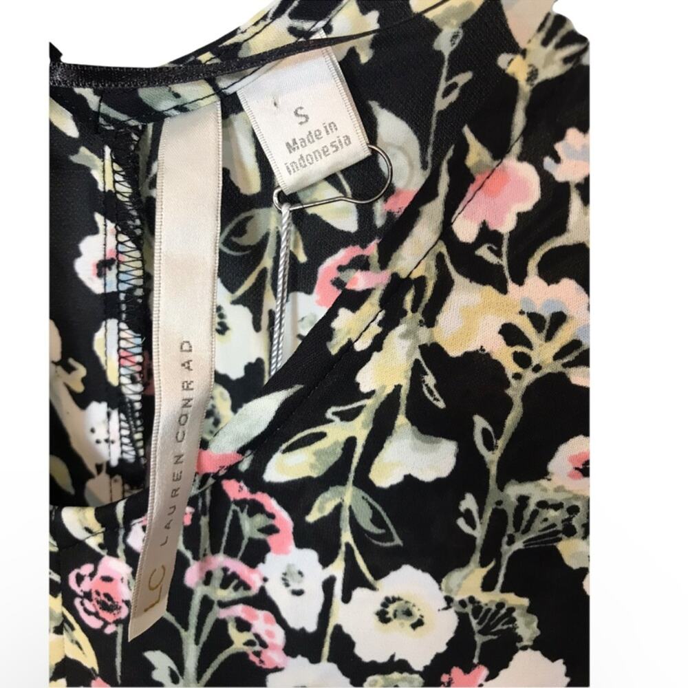 LC Lauren Conrad Floral Tunic top long sleeves New - Picture 12 of 12